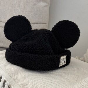 Mickey Mouse Black Sherpa Beanie